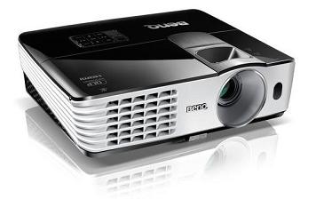 Videoproiector BENQ MH680, DLP 3D, Full HD, 3000 lm, 10.000:1, telecomanda, boxe, wireless